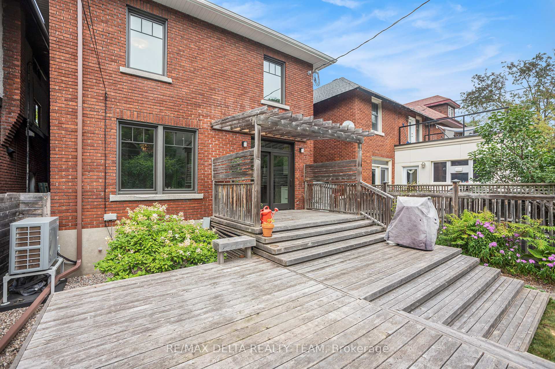 Photo 31 of 44 Renfrew Avenue, Ottawa, Glebe — HOMEH