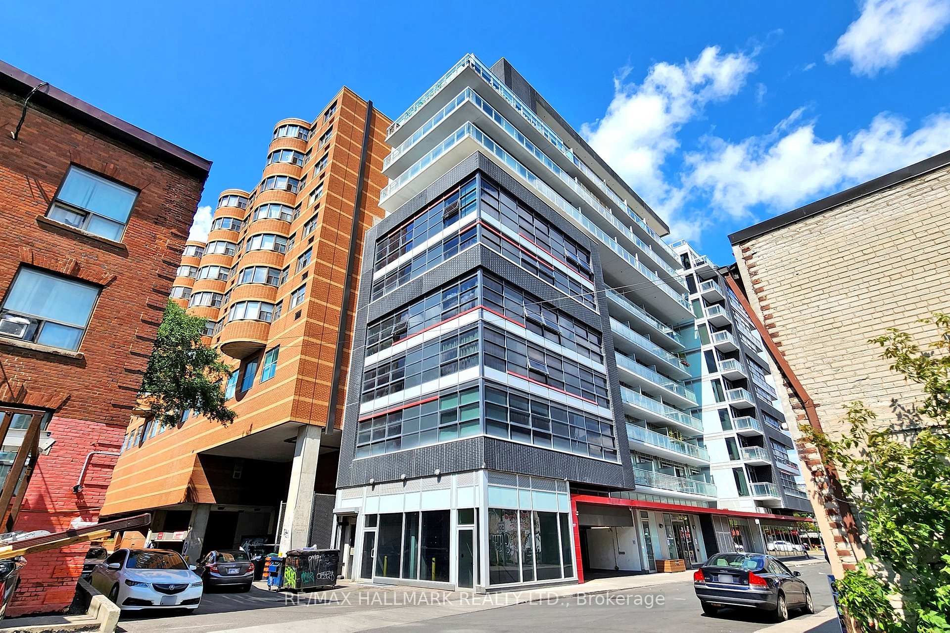 Front of Unit 602, 10 Willison Square