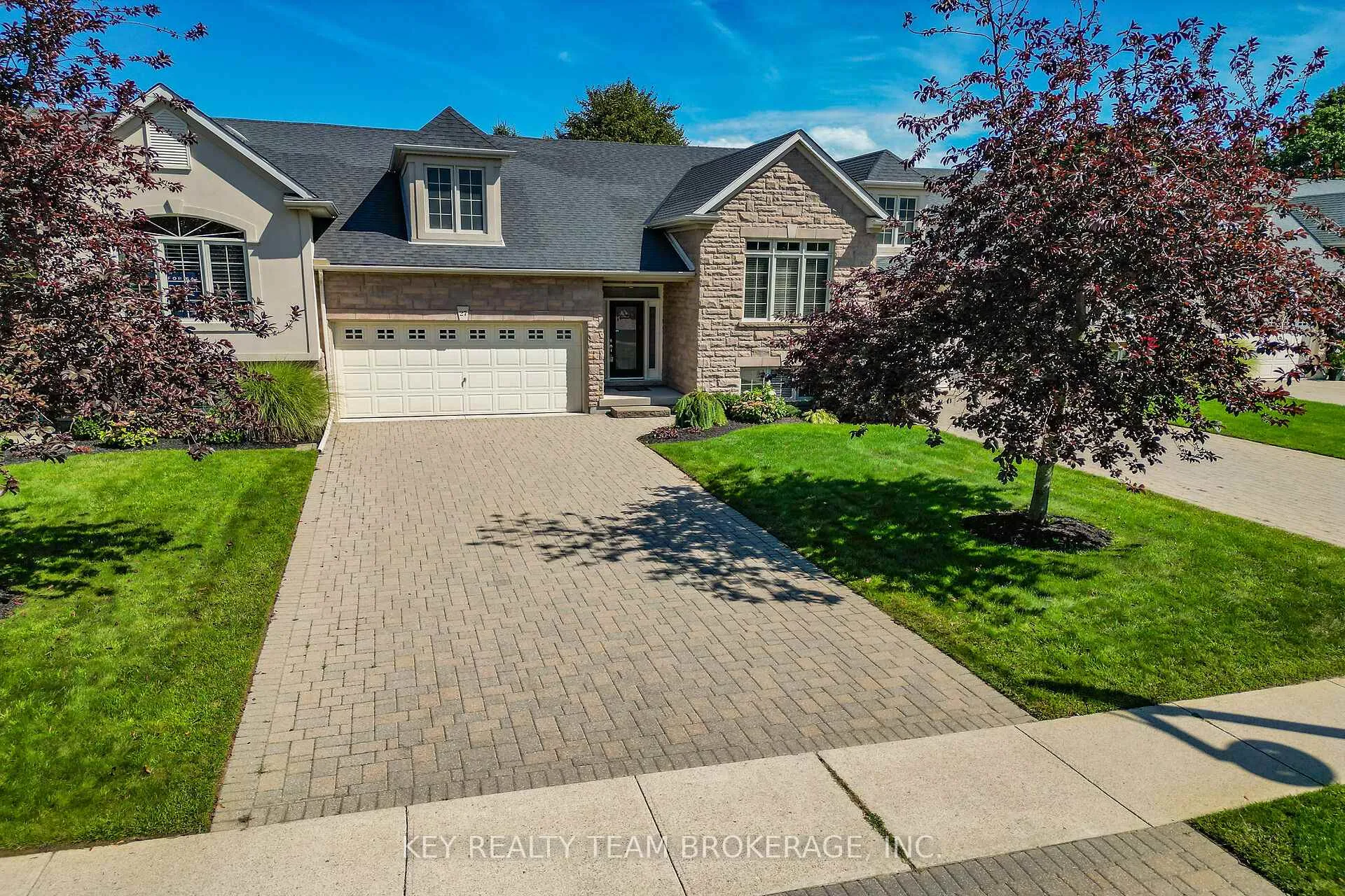 Photo 1 of Unit 3, 27 Scullers Way, St. Catharines, Martindale Pond — HOMEH