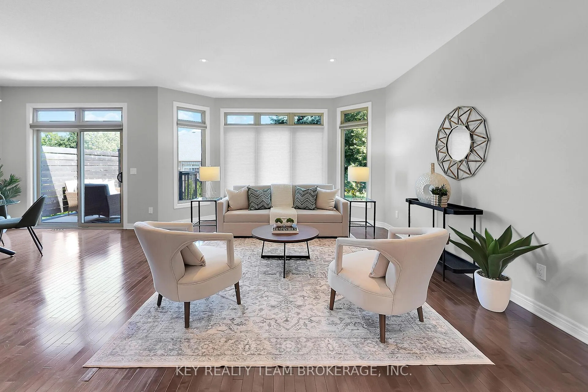 Photo 5 of Unit 3, 27 Scullers Way, St. Catharines, Martindale Pond — HOMEH