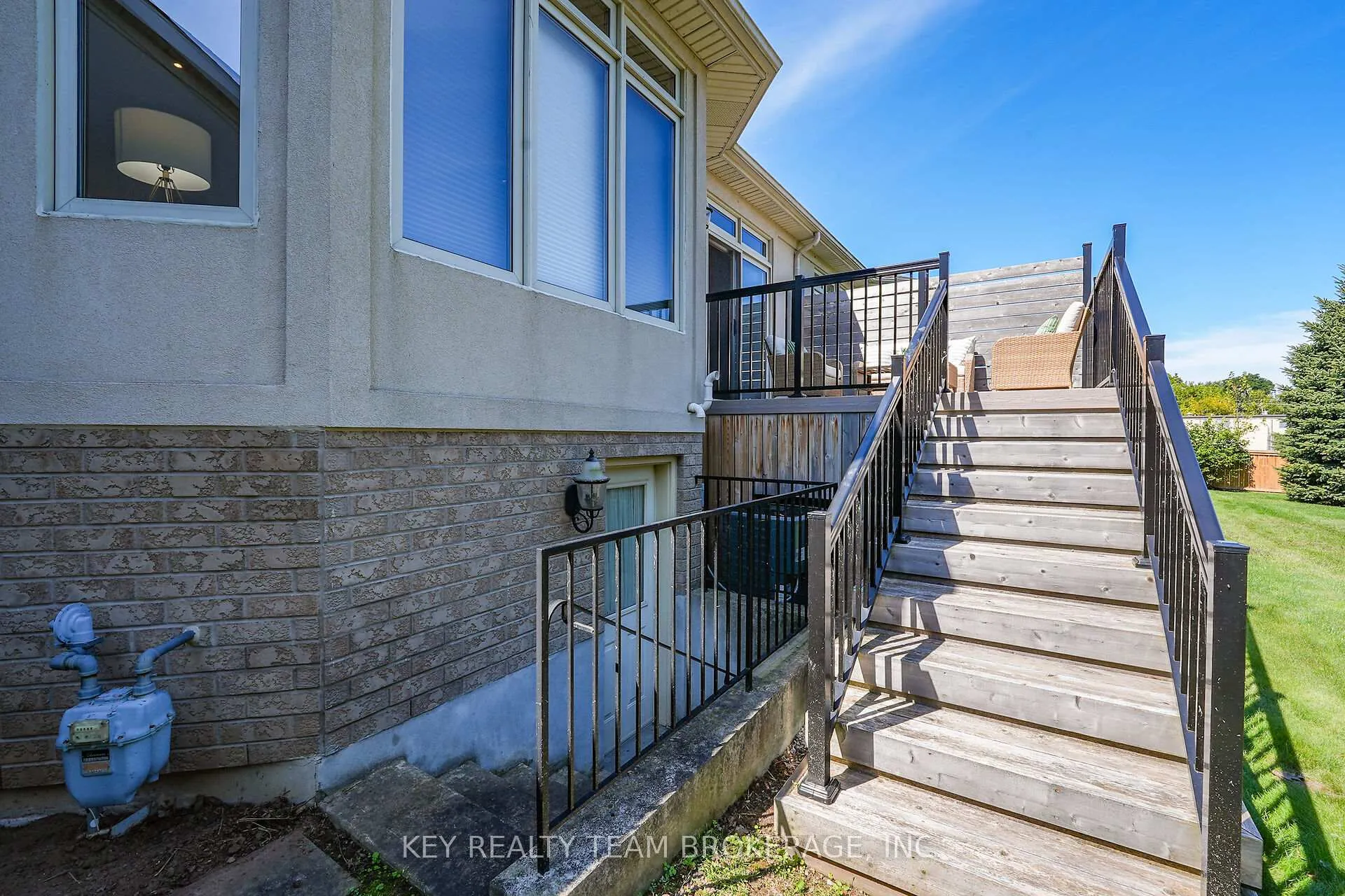 Photo 43 of Unit 3, 27 Scullers Way, St. Catharines, Martindale Pond — HOMEH