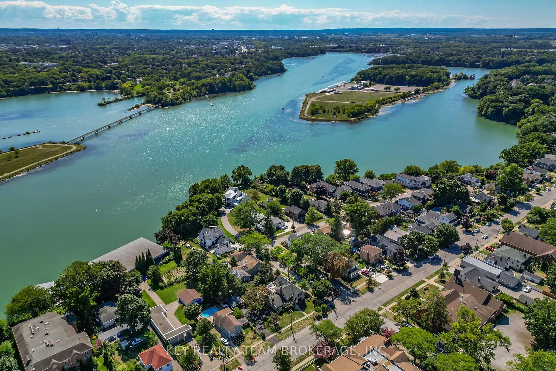 Photo 47 of Unit 3, 27 Scullers Way, St. Catharines, Martindale Pond — HOMEH