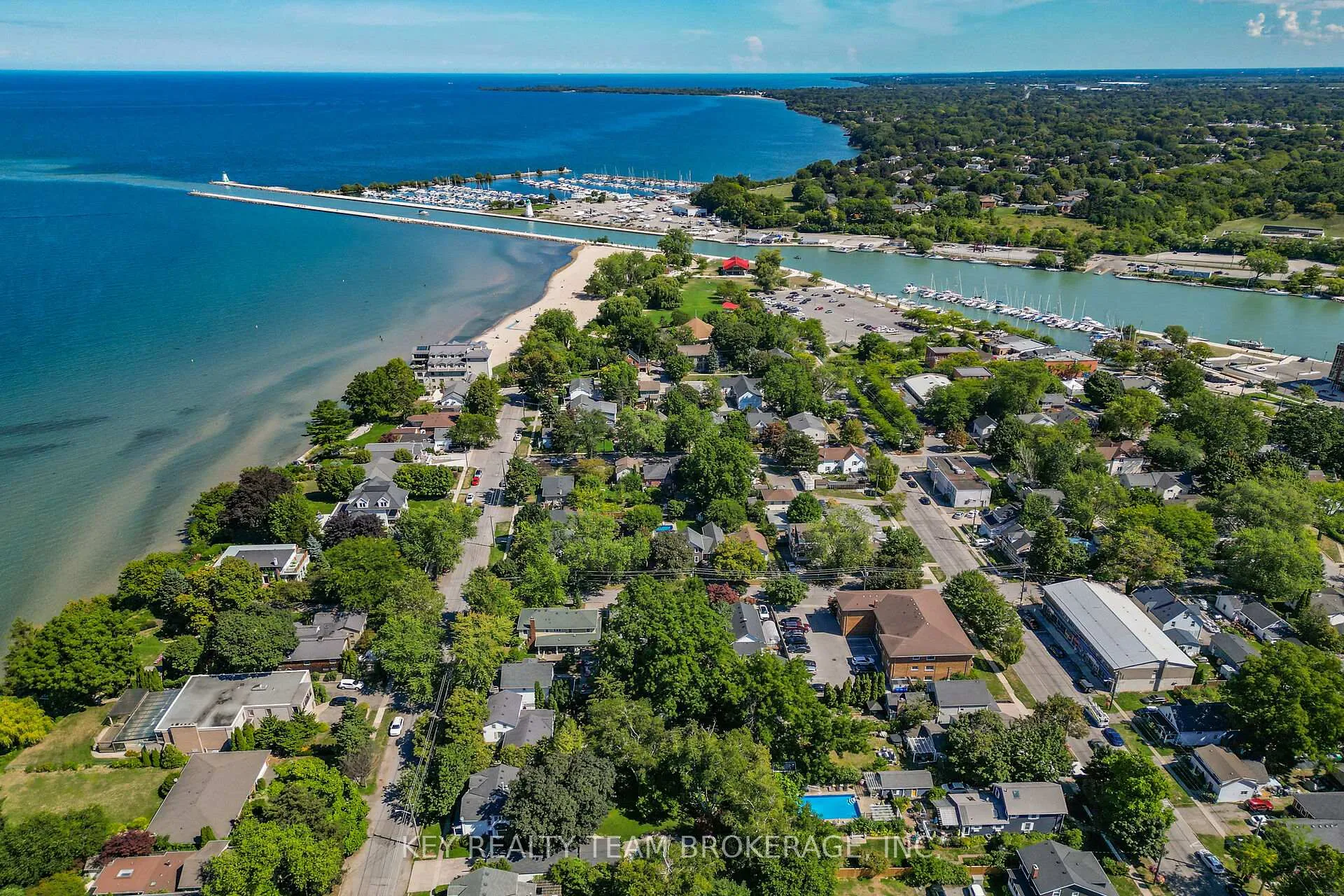 Photo 48 of Unit 3, 27 Scullers Way, St. Catharines, Martindale Pond — HOMEH