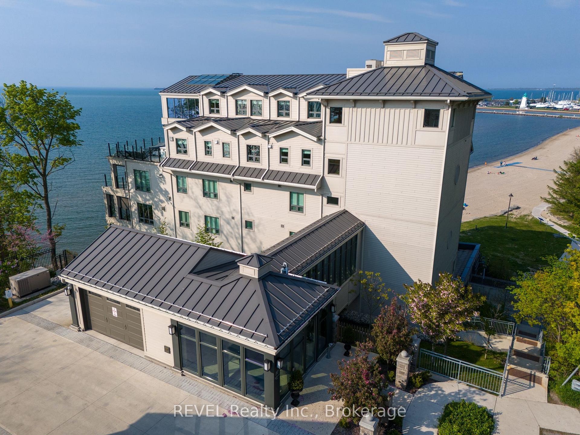 Photo 3 of Unit 102, 10 Dalhousie Avenue, St. Catharines, Port Dalhousie — HOMEH