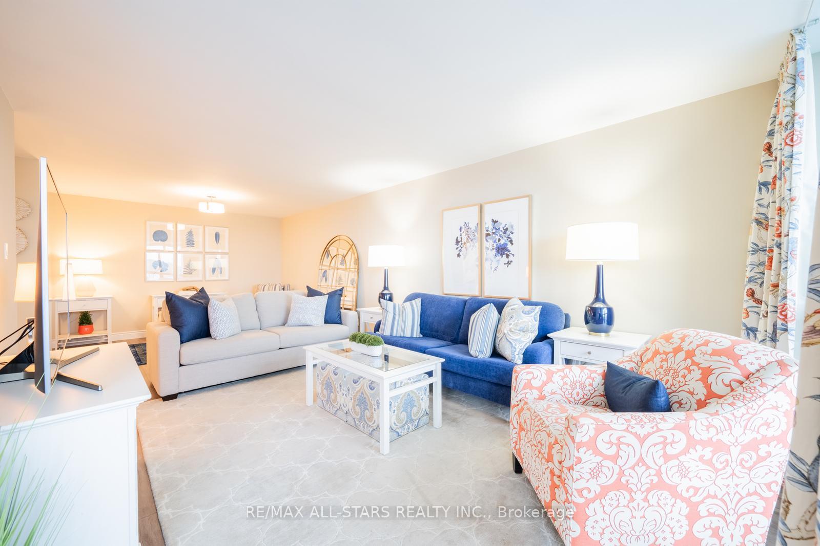 Photo 10 of Unit 708, 360 Watson Street W, Whitby, Port Whitby — HOMEH