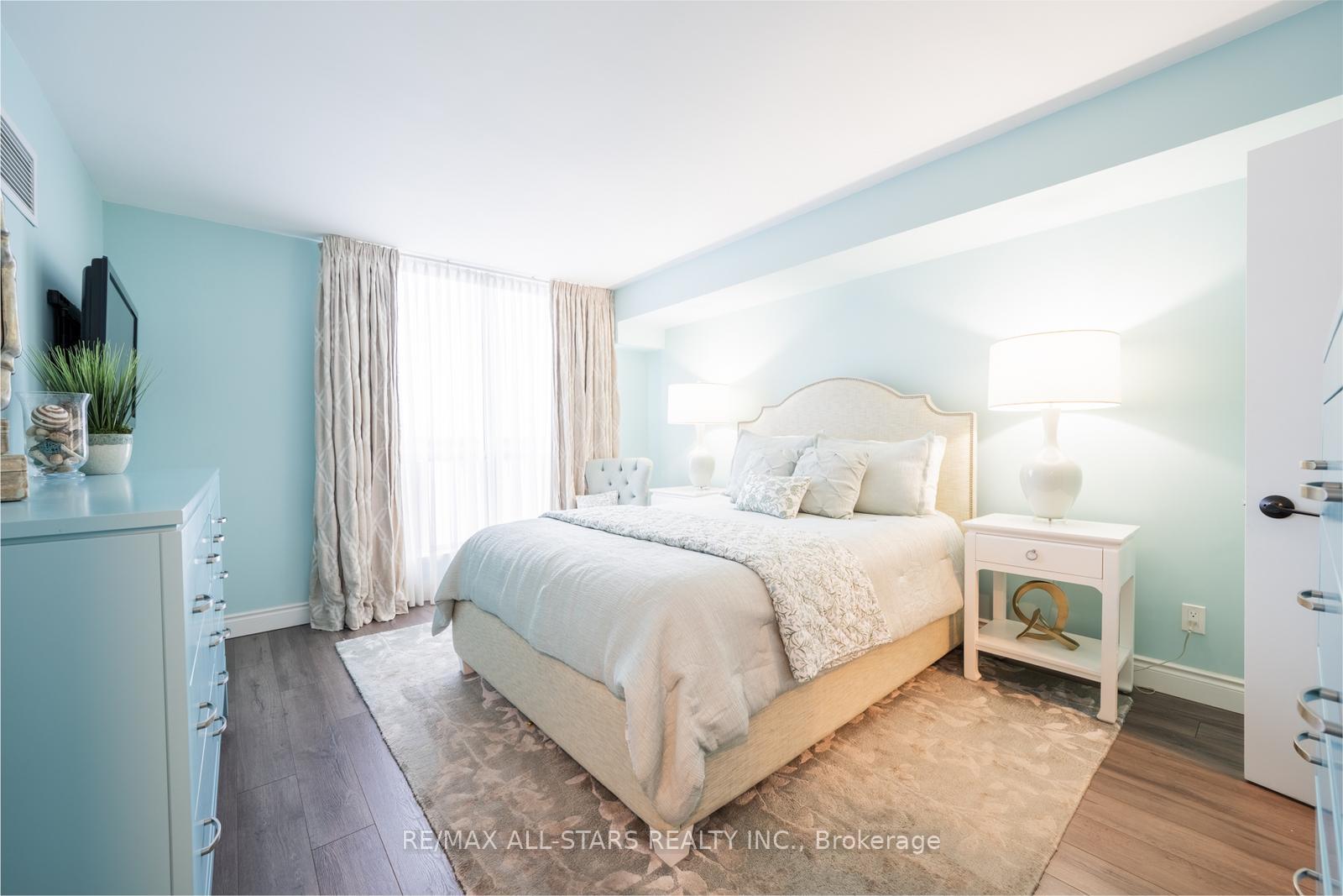 Photo 16 of Unit 708, 360 Watson Street W, Whitby, Port Whitby — HOMEH