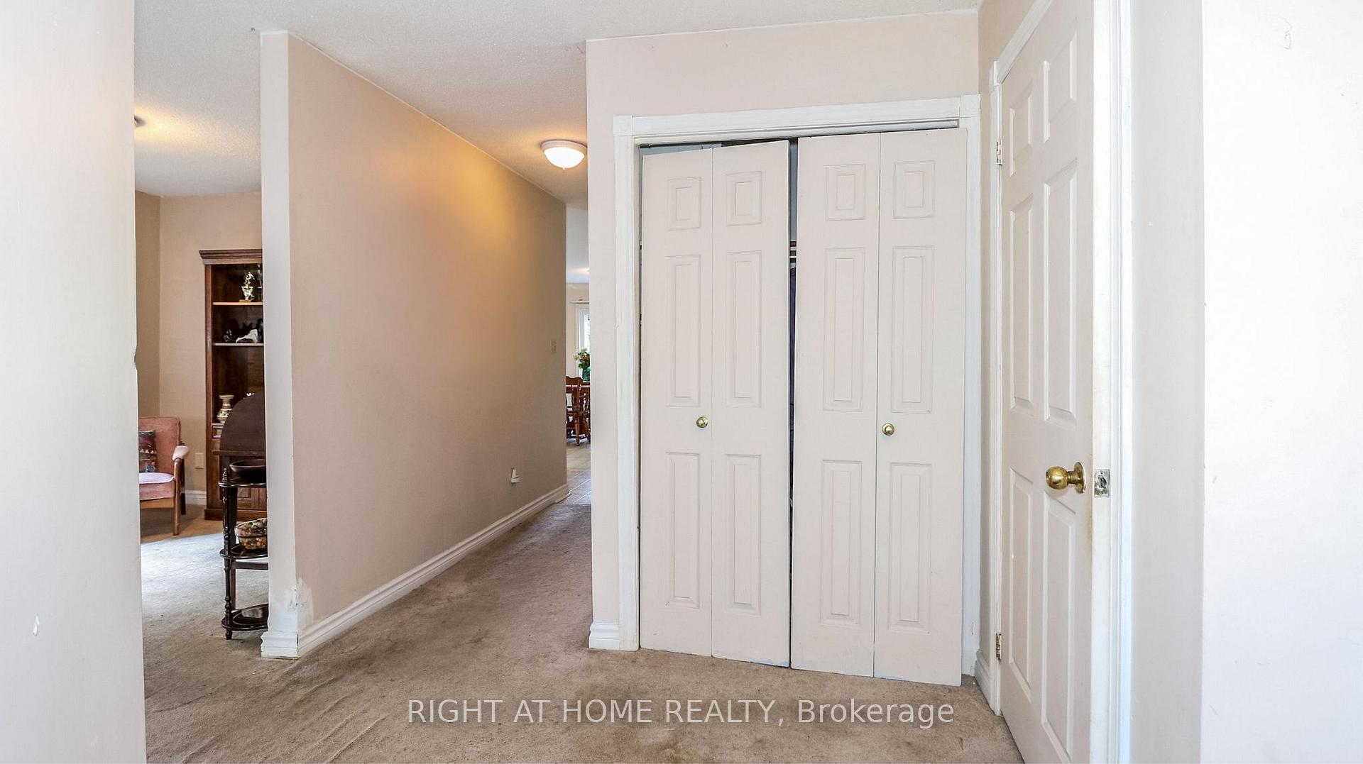 Photo 12 of 4 Elizabeth Street, Barrie, Ardagh — HOMEH