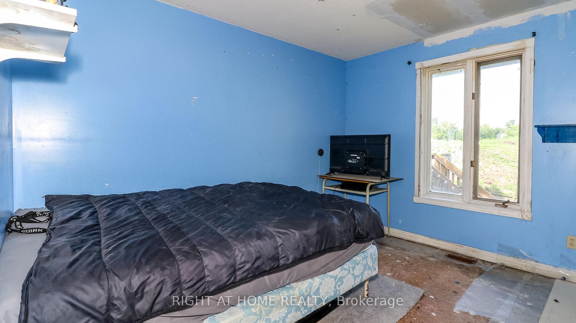 Photo 25 of 4 Elizabeth Street, Barrie, Ardagh — HOMEH