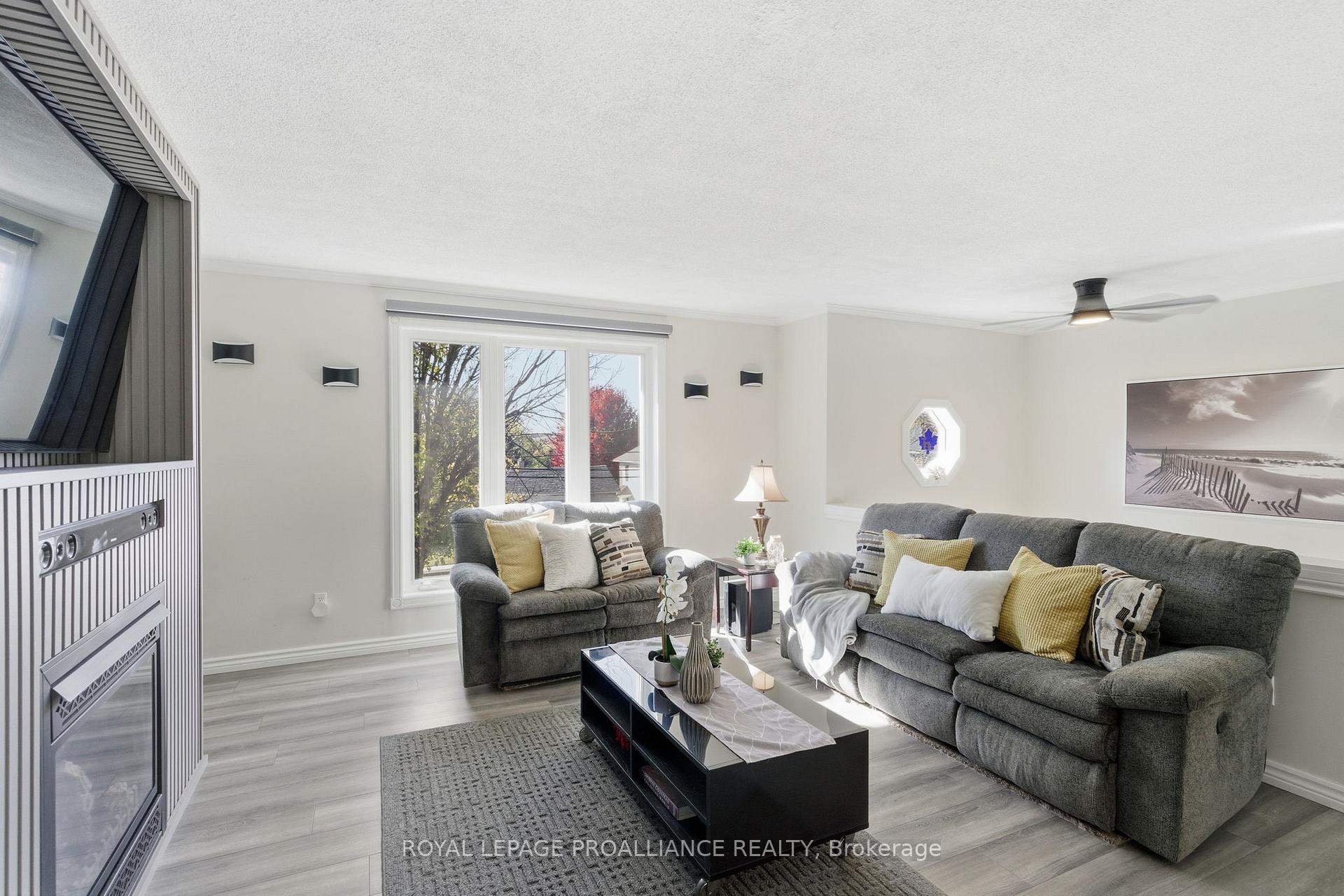 Photo 6 of 28 Percy Street, Cramahe, Colborne — HOMEH