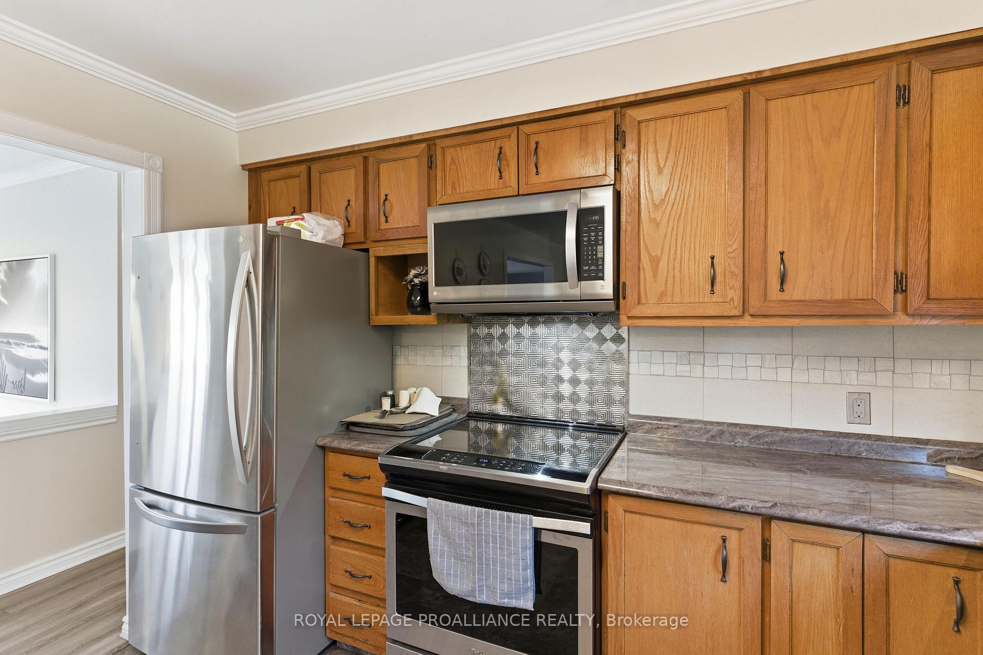 Photo 13 of 28 Percy Street, Cramahe, Colborne — HOMEH