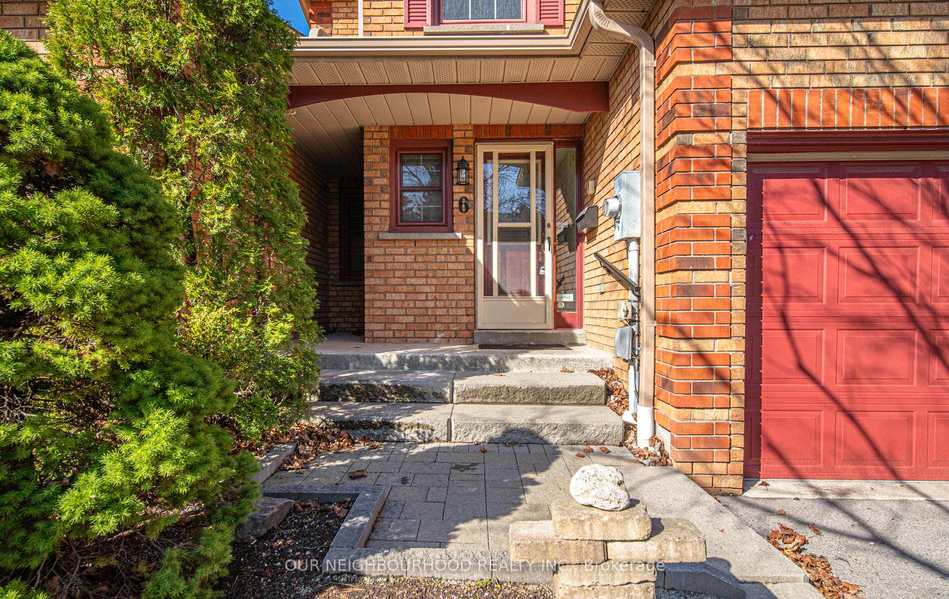 Photo 2 of Unit 6, 1610 Crawforth Street, Whitby, Blue Grass Meadows — HOMEH