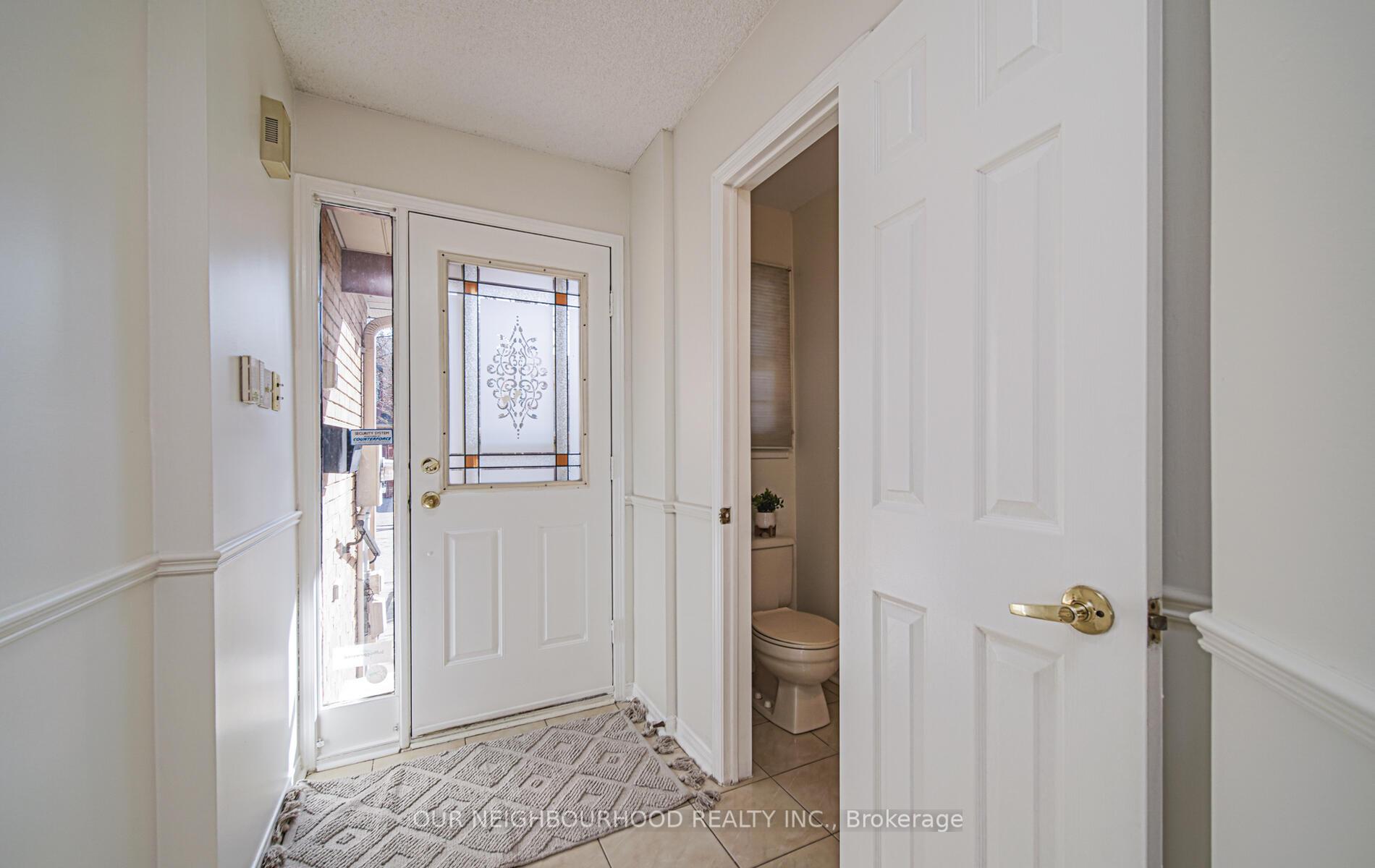 Photo 3 of Unit 6, 1610 Crawforth Street, Whitby, Blue Grass Meadows — HOMEH