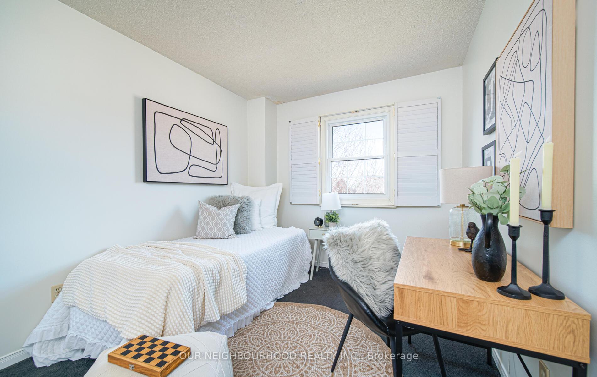 Photo 19 of Unit 6, 1610 Crawforth Street, Whitby, Blue Grass Meadows — HOMEH