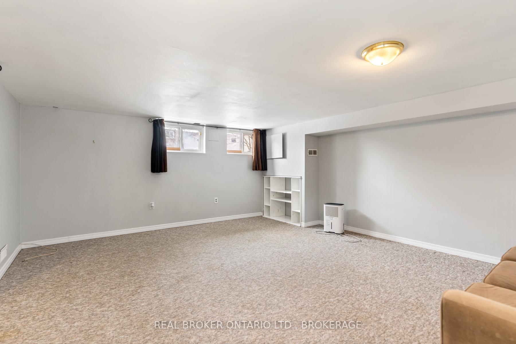 Photo 25 of Unit 6, 23 Addington Street, Loyalist, Amherstview — HOMEH