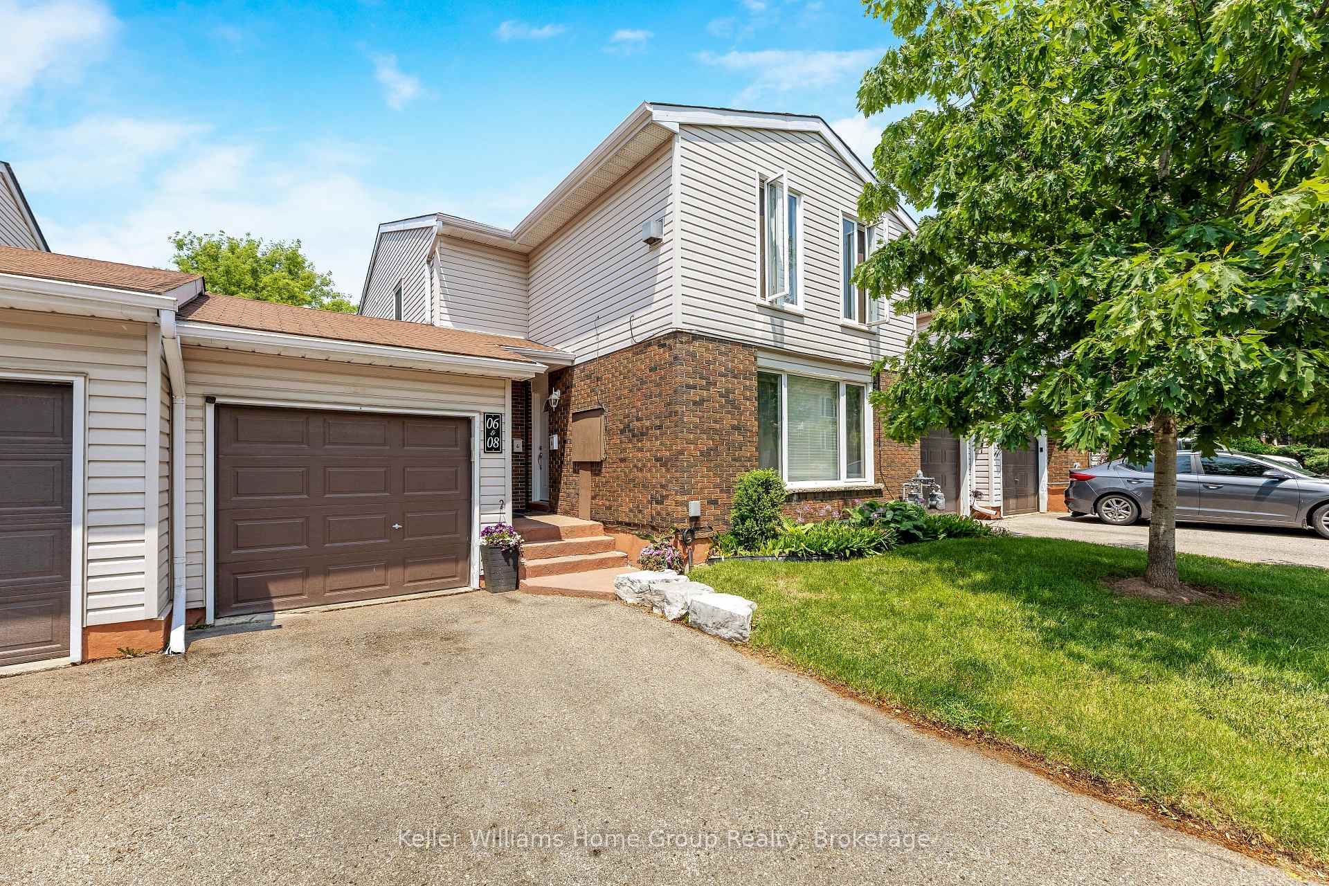 Photo 2 of Unit 6, 175 Elm Ridge Drive, Kitchener — HOMEH