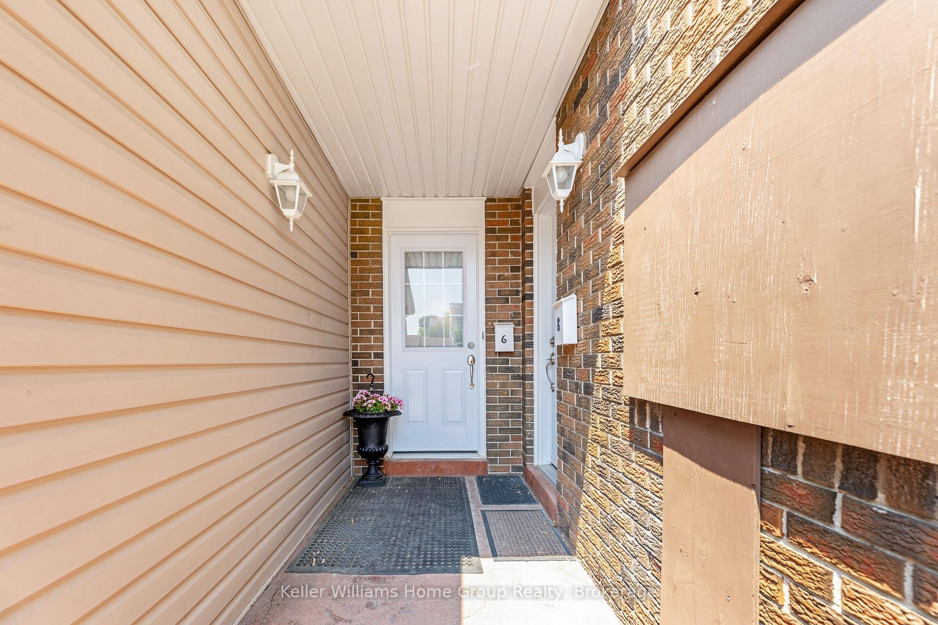 Photo 3 of Unit 6, 175 Elm Ridge Drive, Kitchener — HOMEH