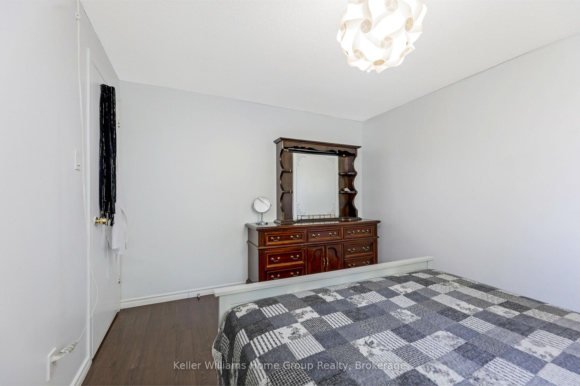 Photo 15 of Unit 6, 175 Elm Ridge Drive, Kitchener — HOMEH