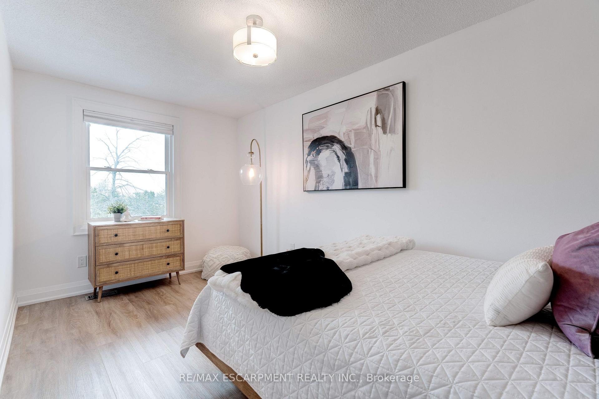 Photo 42 of Unit 53, 1115 Paramount Drive, Hamilton, Stoney Creek Mountain — HOMEH
