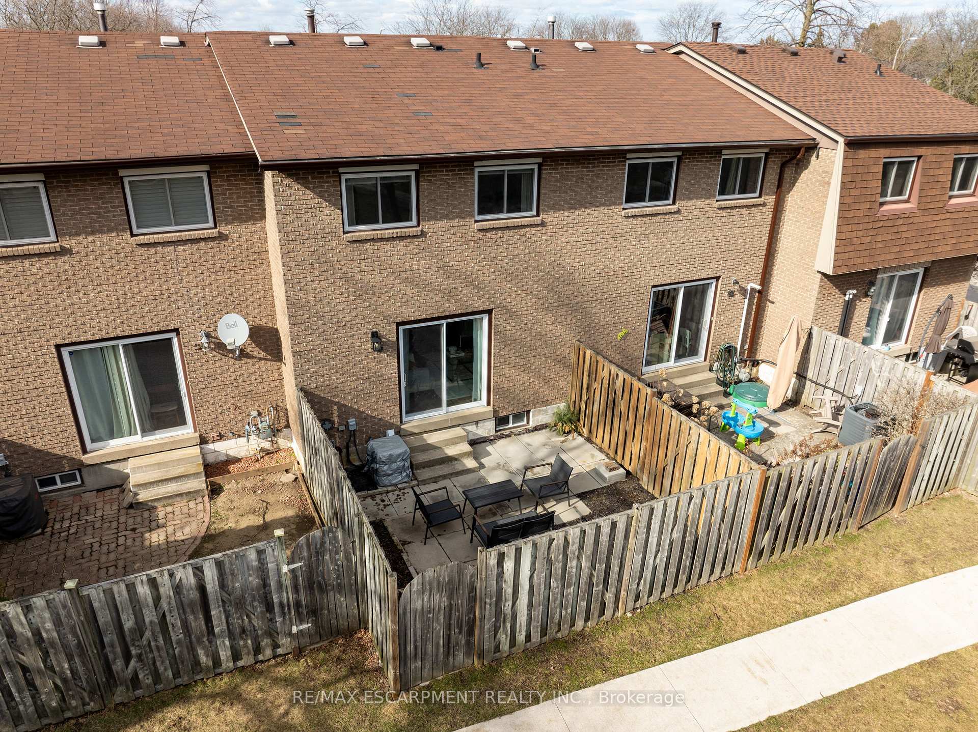 Photo 115 of Unit 53, 1115 Paramount Drive, Hamilton, Stoney Creek Mountain — HOMEH