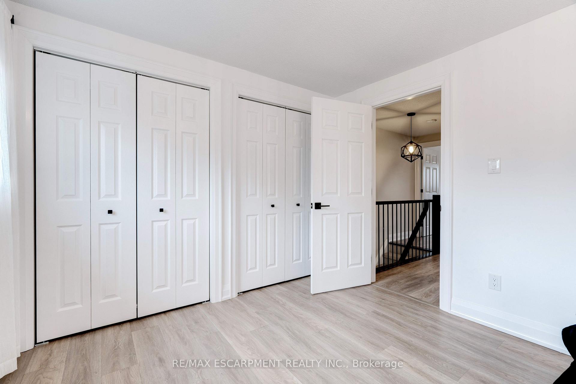Photo 41 of Unit 53, 1115 Paramount Drive, Hamilton, Stoney Creek Mountain — HOMEH