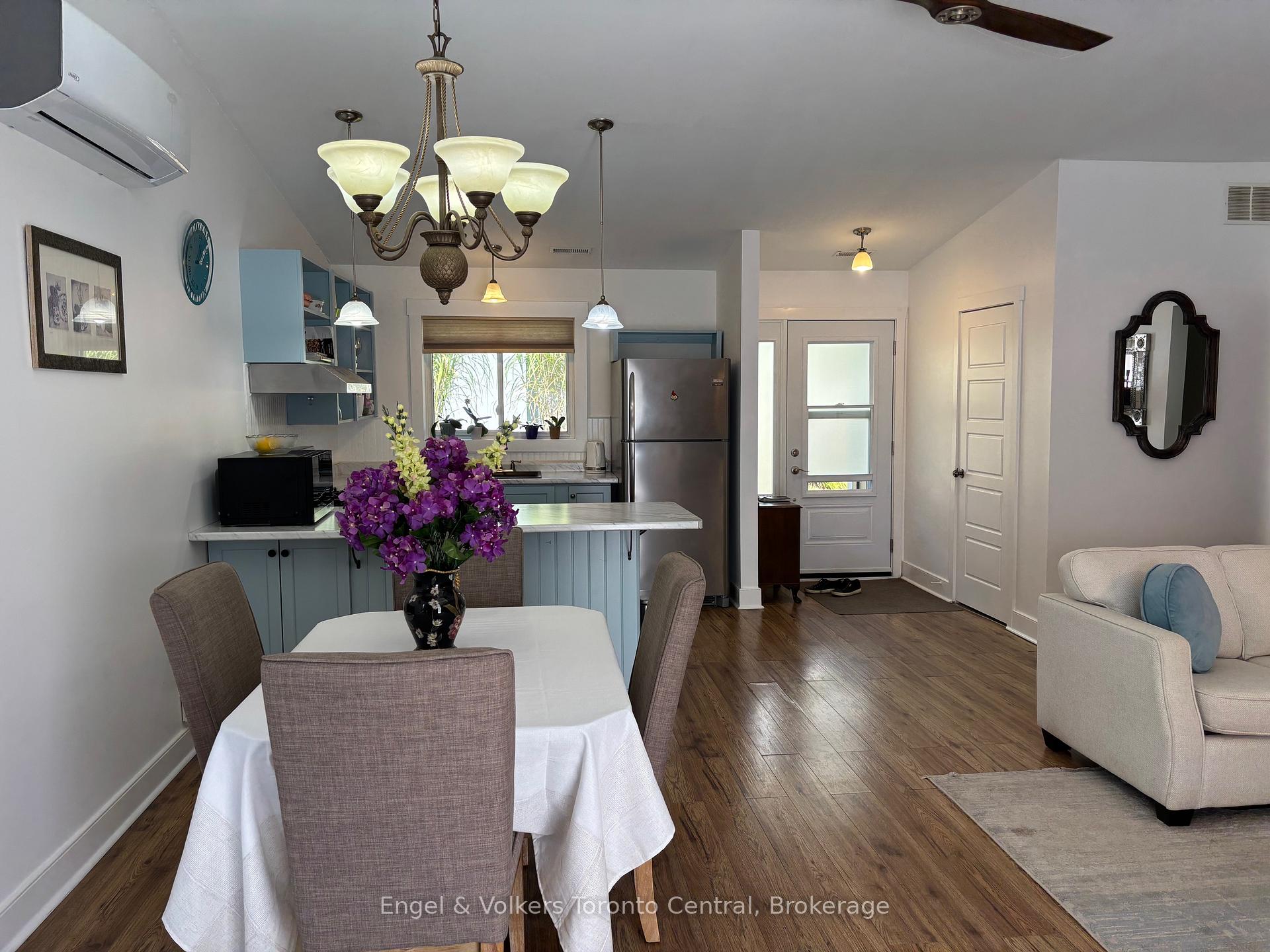 Photo 7 of Unit 17, 429 Oxbow Crescent, Collingwood — HOMEH