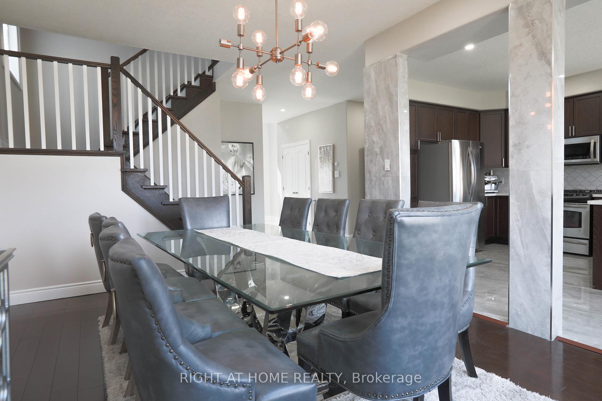 Photo 9 of 72 Lockerbie Crescent, Collingwood — HOMEH