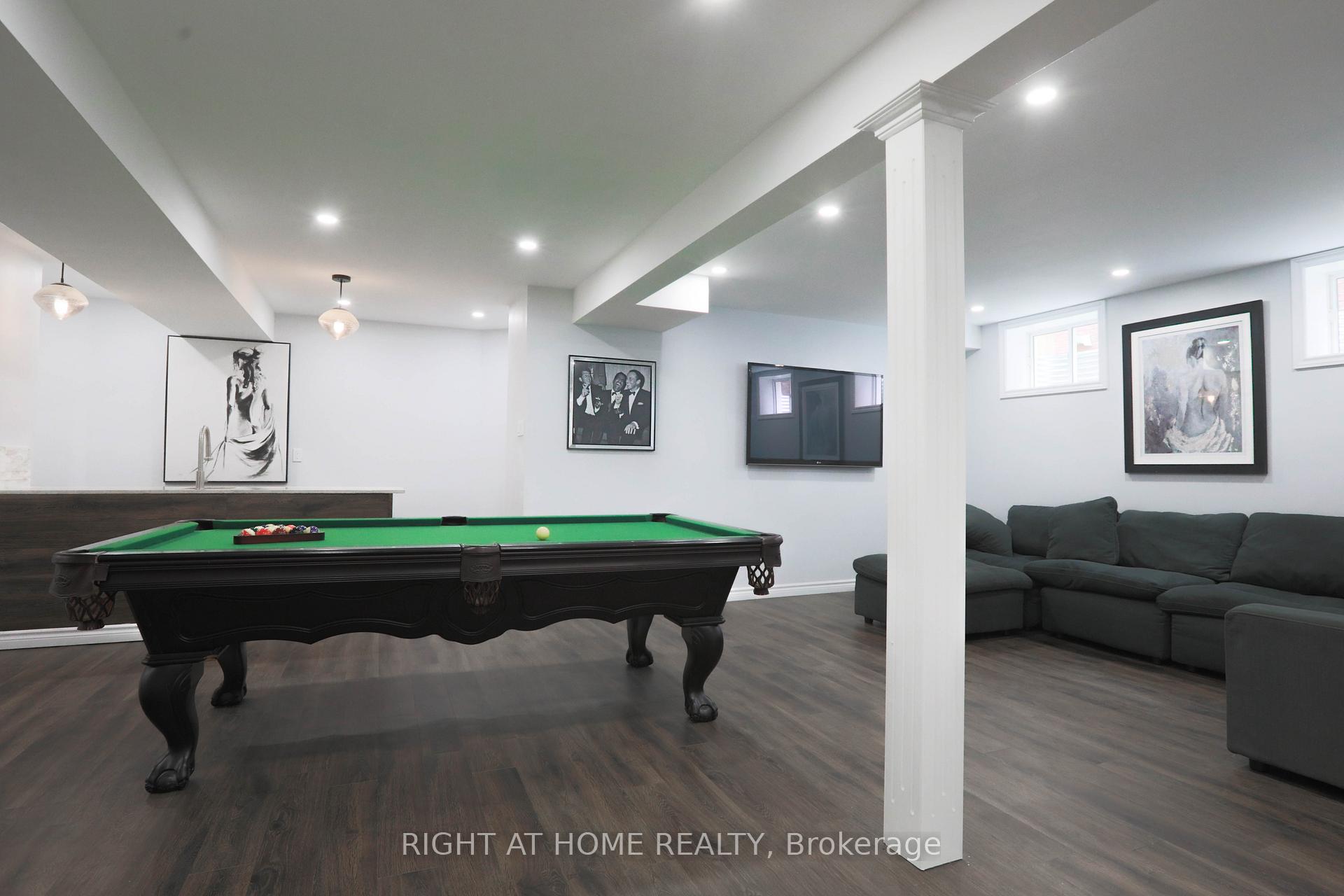 Photo 31 of 72 Lockerbie Crescent, Collingwood — HOMEH
