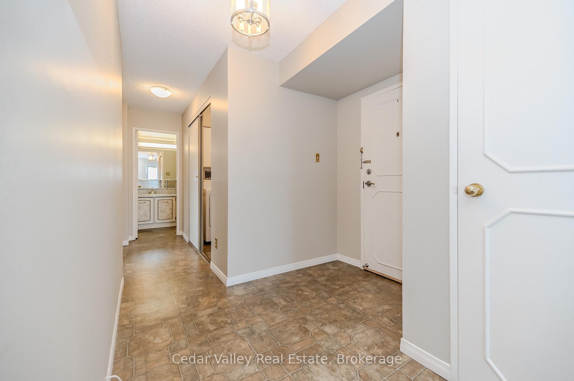 Photo 17 of Unit 509, 23 Woodlawn Road E, Guelph, Riverside Park — HOMEH