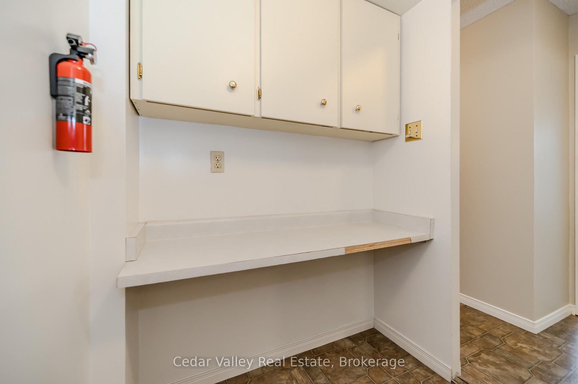 Photo 32 of Unit 509, 23 Woodlawn Road E, Guelph, Riverside Park — HOMEH