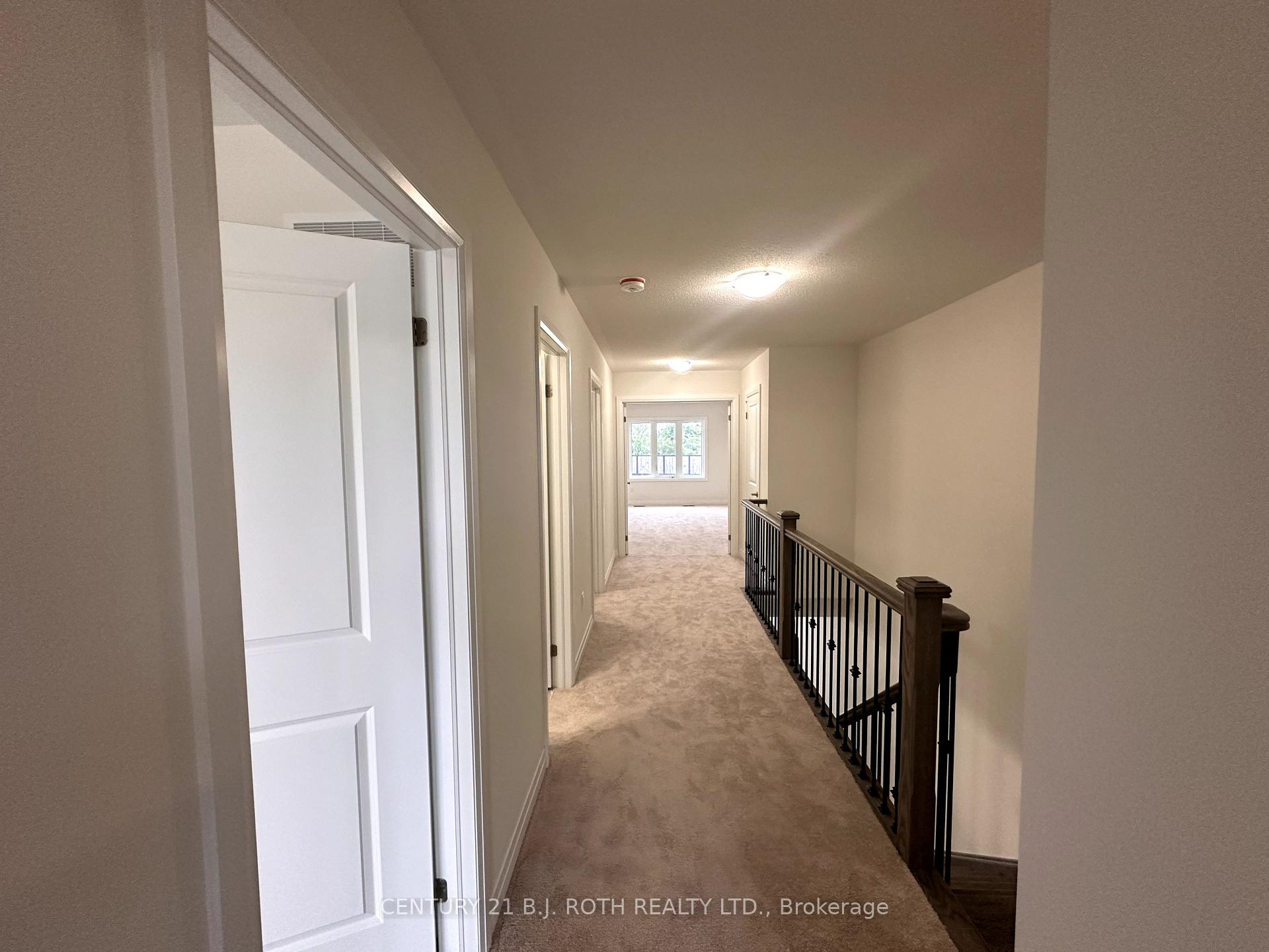 Photo 17 of 110 Turnberry Lane, Barrie, Painswick South — HOMEH