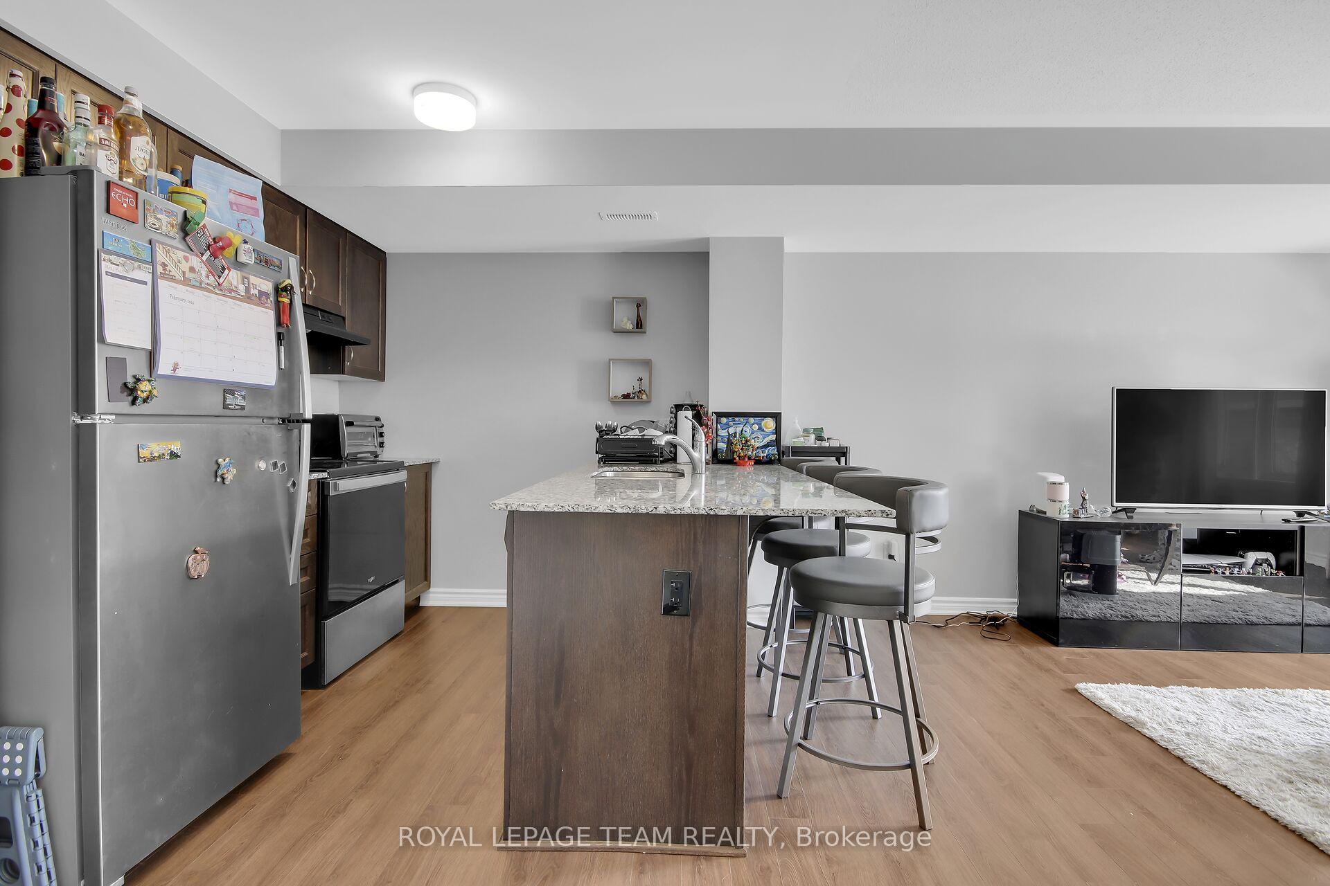 Photo 10 of 203 Lapland Point, Ottawa, Kanata - Emerald Meadows/Trailwest — HOMEH
