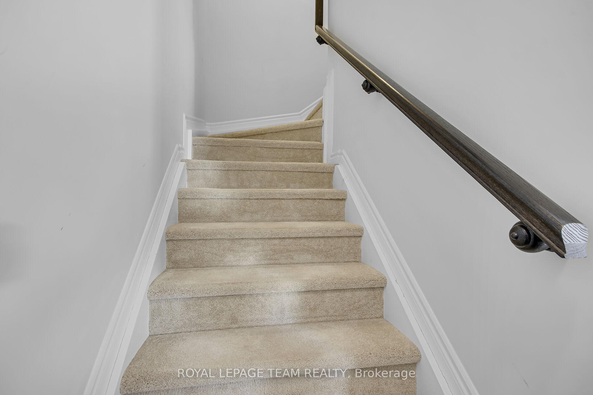 Photo 15 of 203 Lapland Point, Ottawa, Kanata - Emerald Meadows/Trailwest — HOMEH