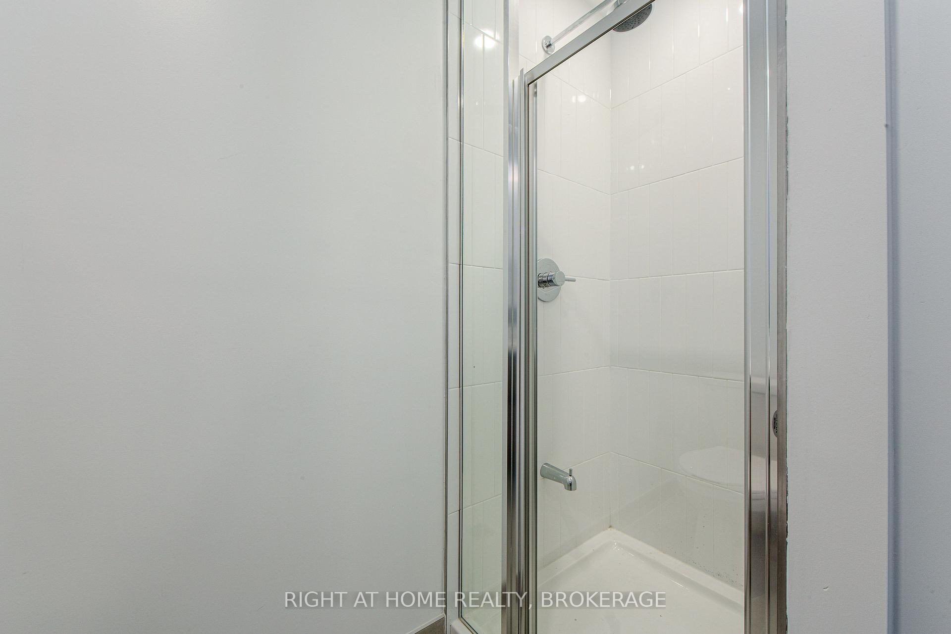 Photo 6 of Unit 1303, 7950 Bathurst Street, Vaughan, Beverley Glen — HOMEH