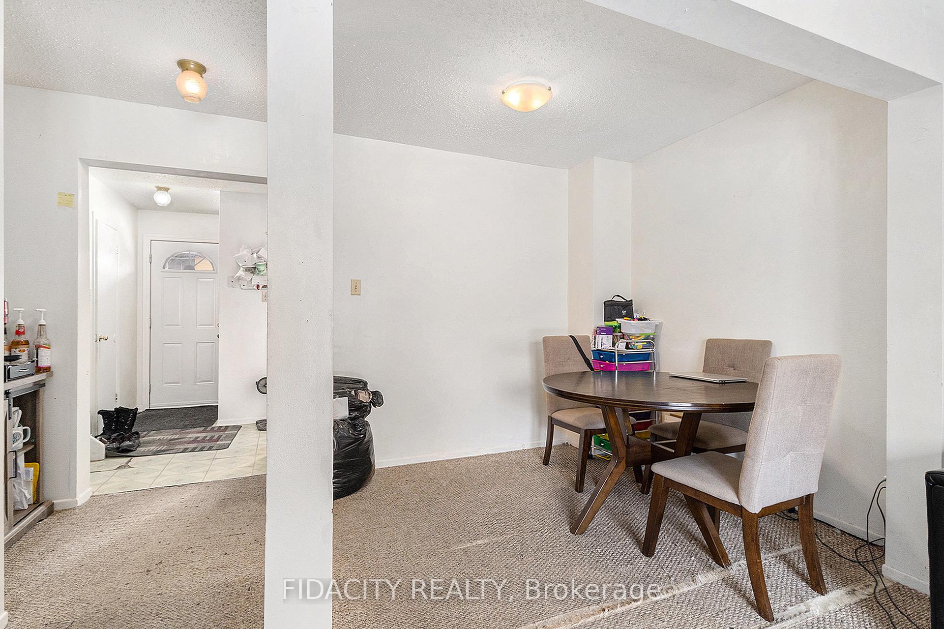 Photo 3 of Unit 4, 2570 Southvale Crescent, Ottawa, Sheffield Glen/Industrial Park — HOMEH