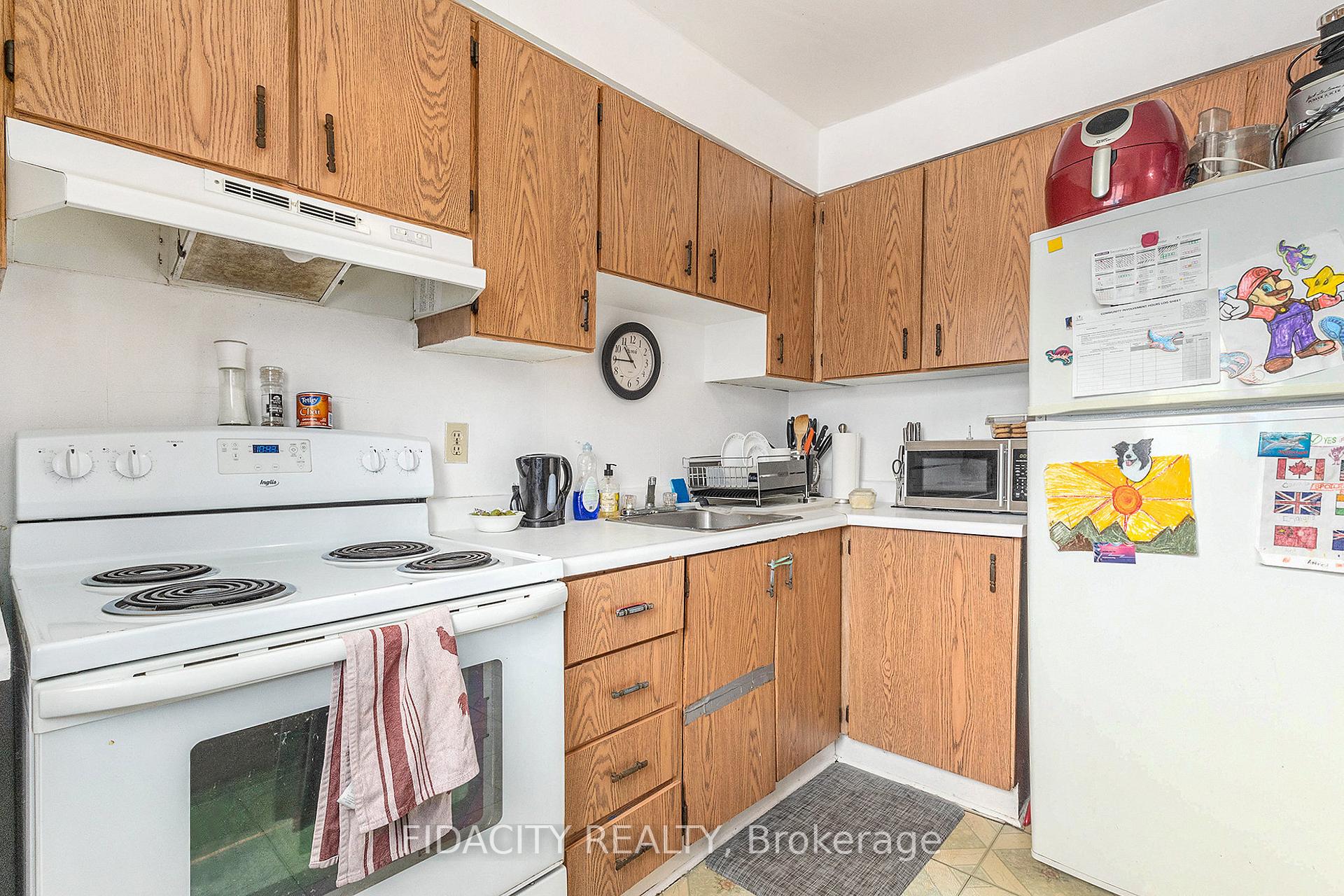 Photo 7 of Unit 4, 2570 Southvale Crescent, Ottawa, Sheffield Glen/Industrial Park — HOMEH
