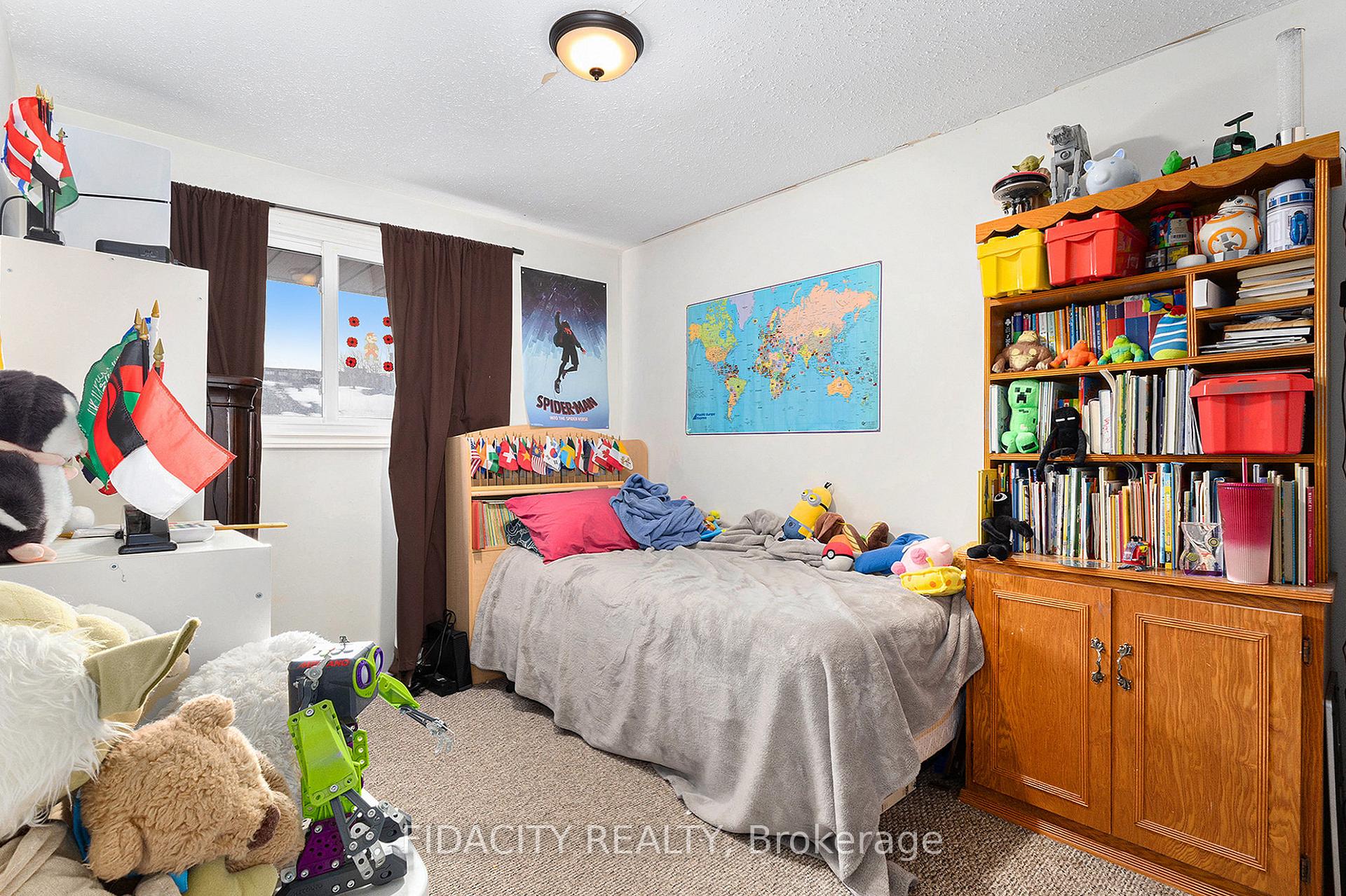 Photo 10 of Unit 4, 2570 Southvale Crescent, Ottawa, Sheffield Glen/Industrial Park — HOMEH