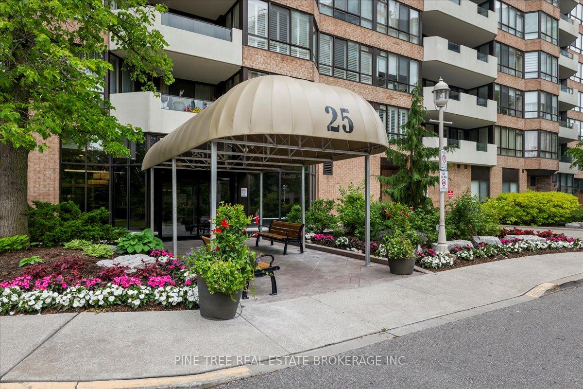 Photo 1 of Unit 327, 25 Austin Drive, Markham, Markville — HOMEH