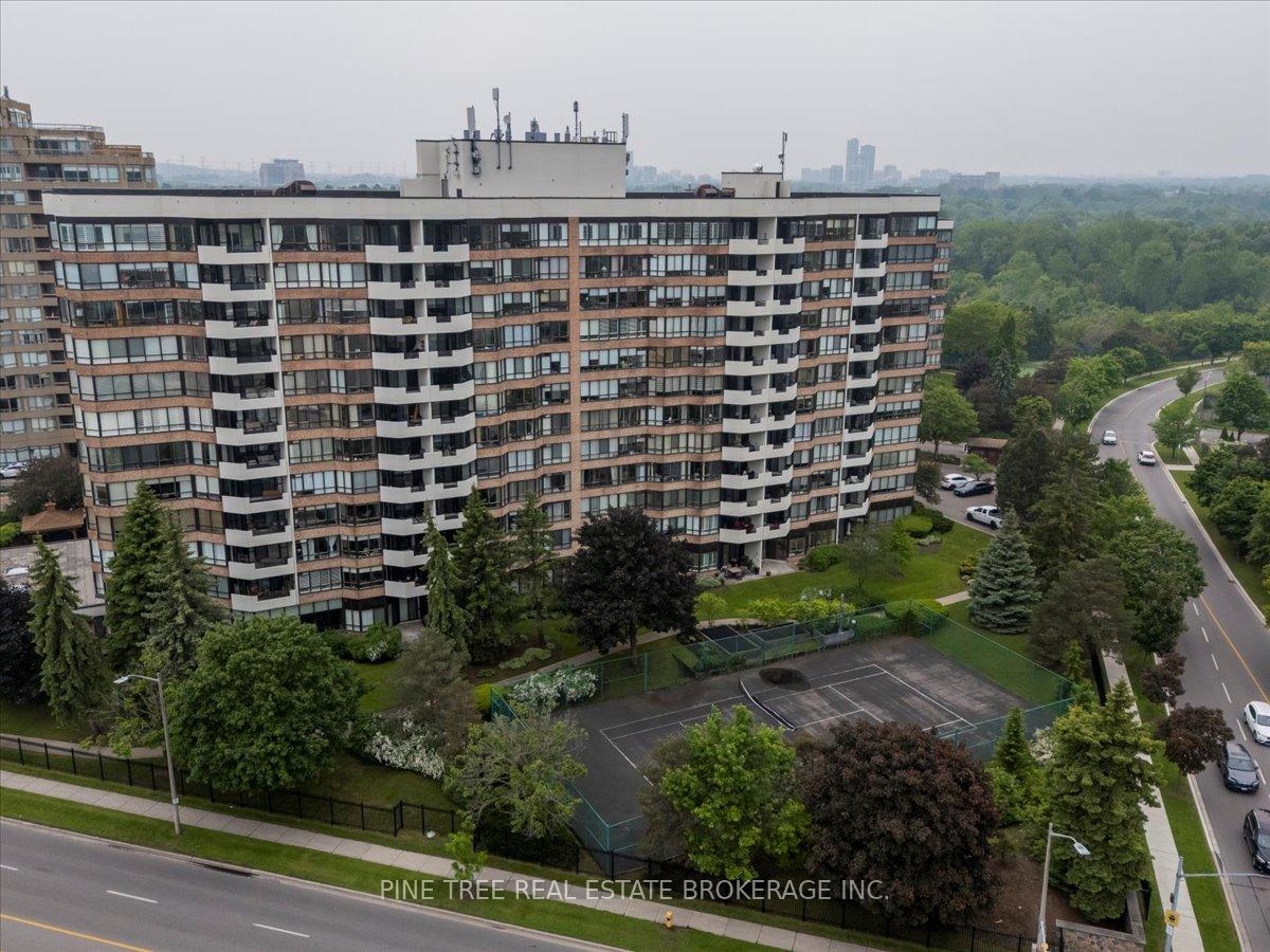 Photo 2 of Unit 327, 25 Austin Drive, Markham, Markville — HOMEH