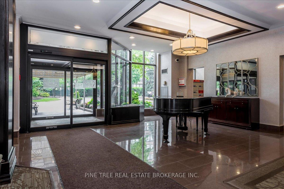 Photo 3 of Unit 327, 25 Austin Drive, Markham, Markville — HOMEH