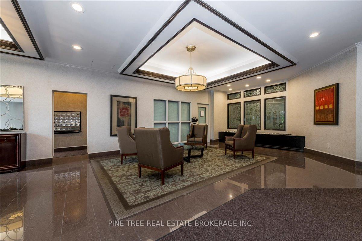 Photo 4 of Unit 327, 25 Austin Drive, Markham, Markville — HOMEH