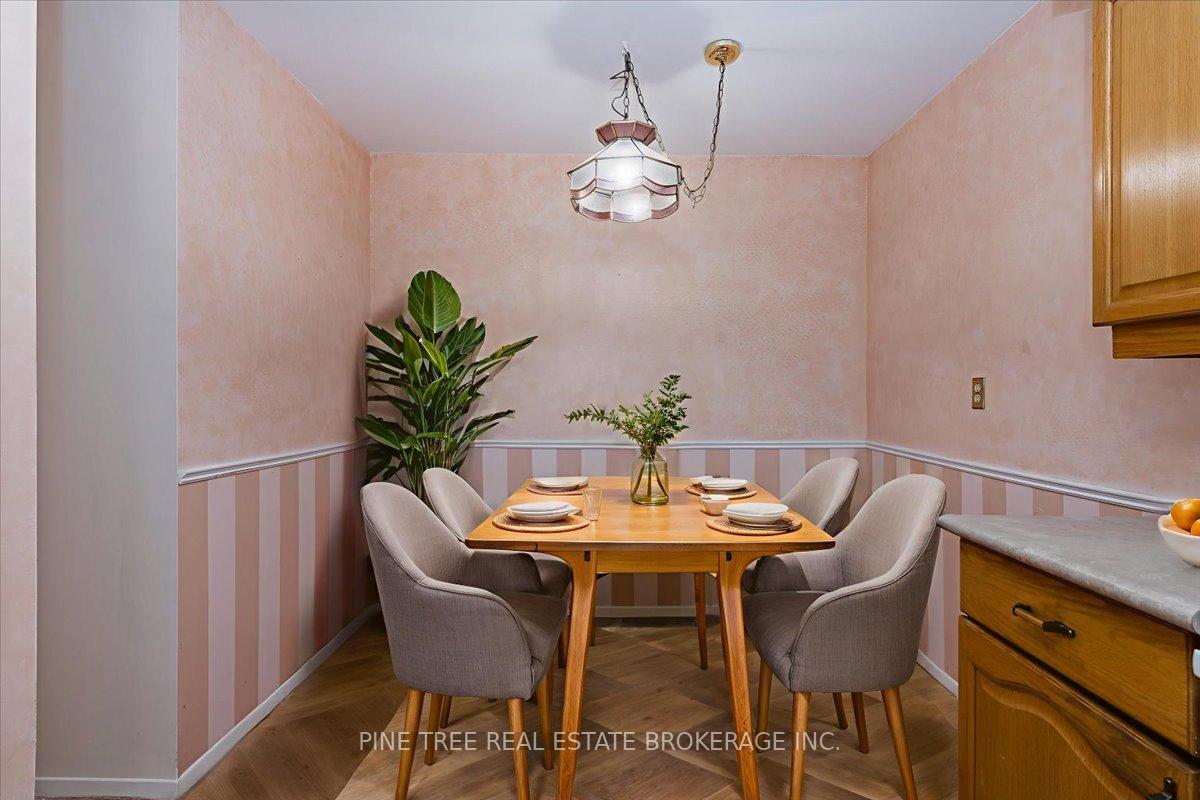 Photo 9 of Unit 327, 25 Austin Drive, Markham, Markville — HOMEH