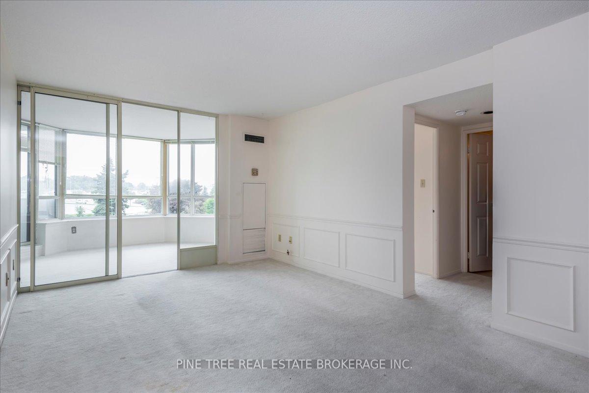 Photo 17 of Unit 327, 25 Austin Drive, Markham, Markville — HOMEH