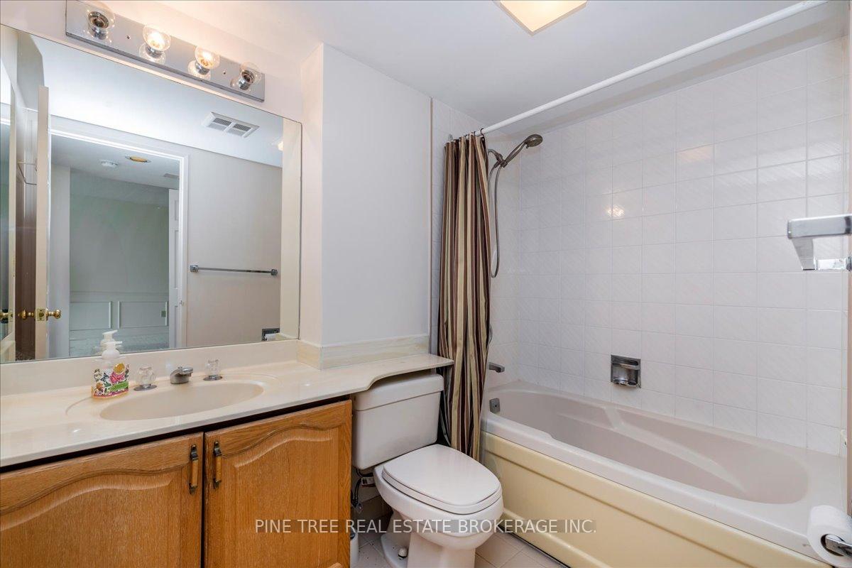 Photo 19 of Unit 327, 25 Austin Drive, Markham, Markville — HOMEH
