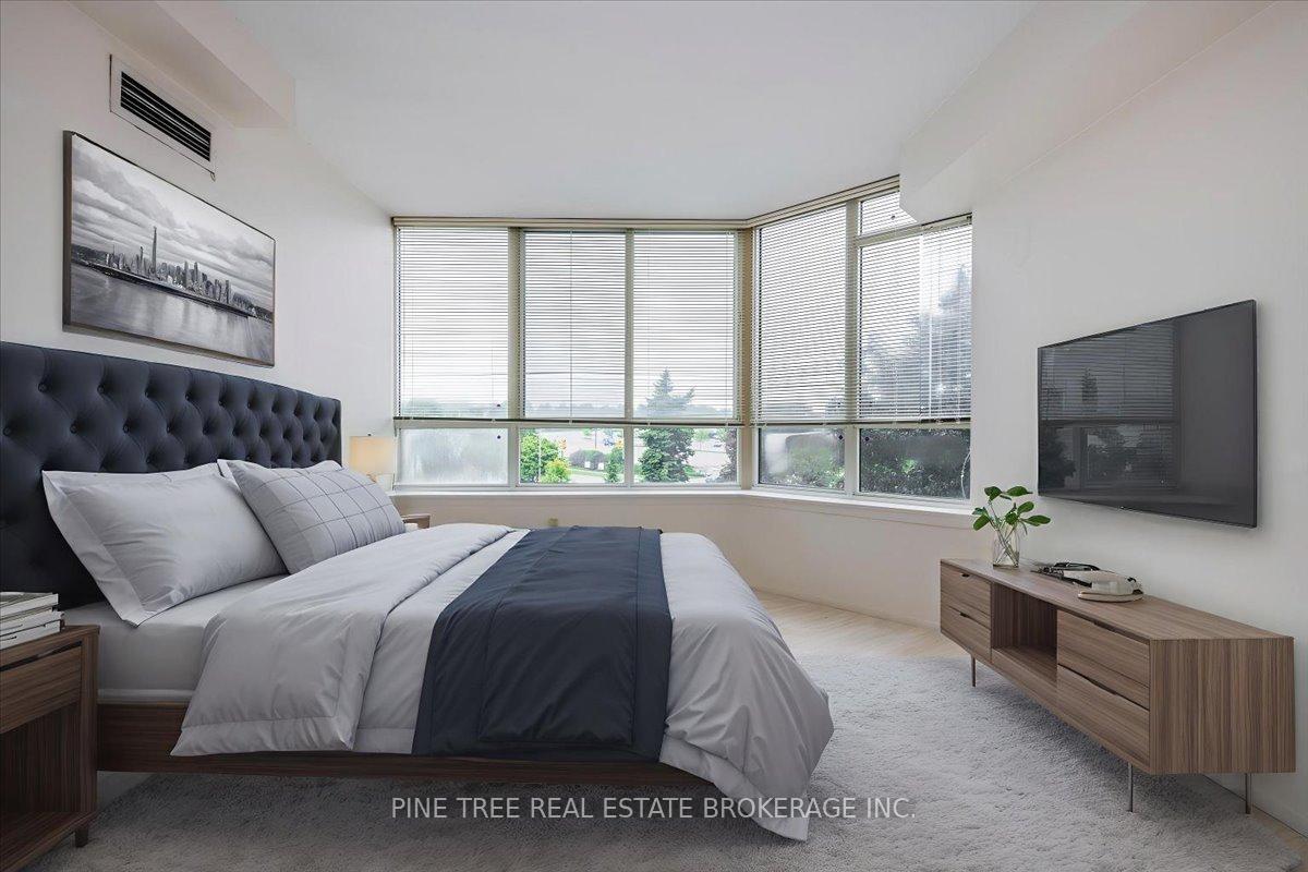Photo 21 of Unit 327, 25 Austin Drive, Markham, Markville — HOMEH