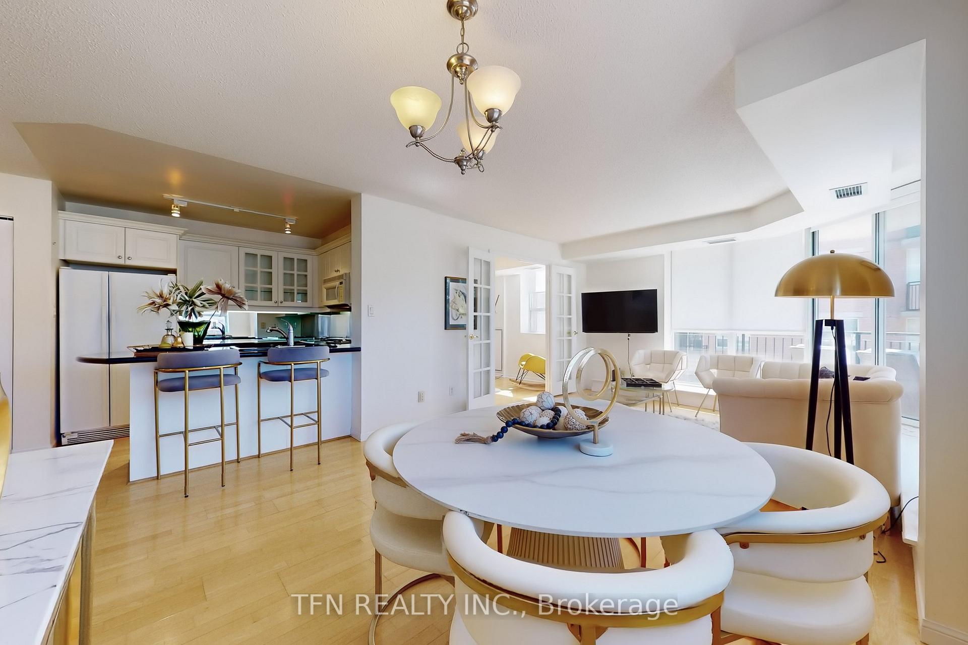 Photo 9 of Unit 305, 3130 Yonge Street, Toronto, Lawrence Park North — HOMEH