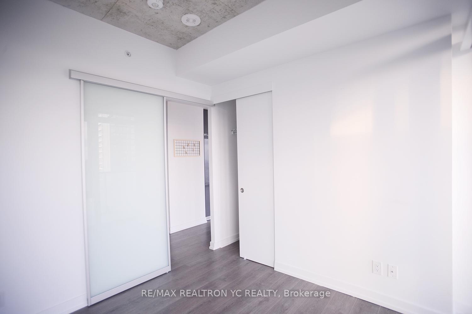 Photo 5 of Unit 2609, 161 Roehampton Avenue, Toronto, Mount Pleasant West — HOMEH