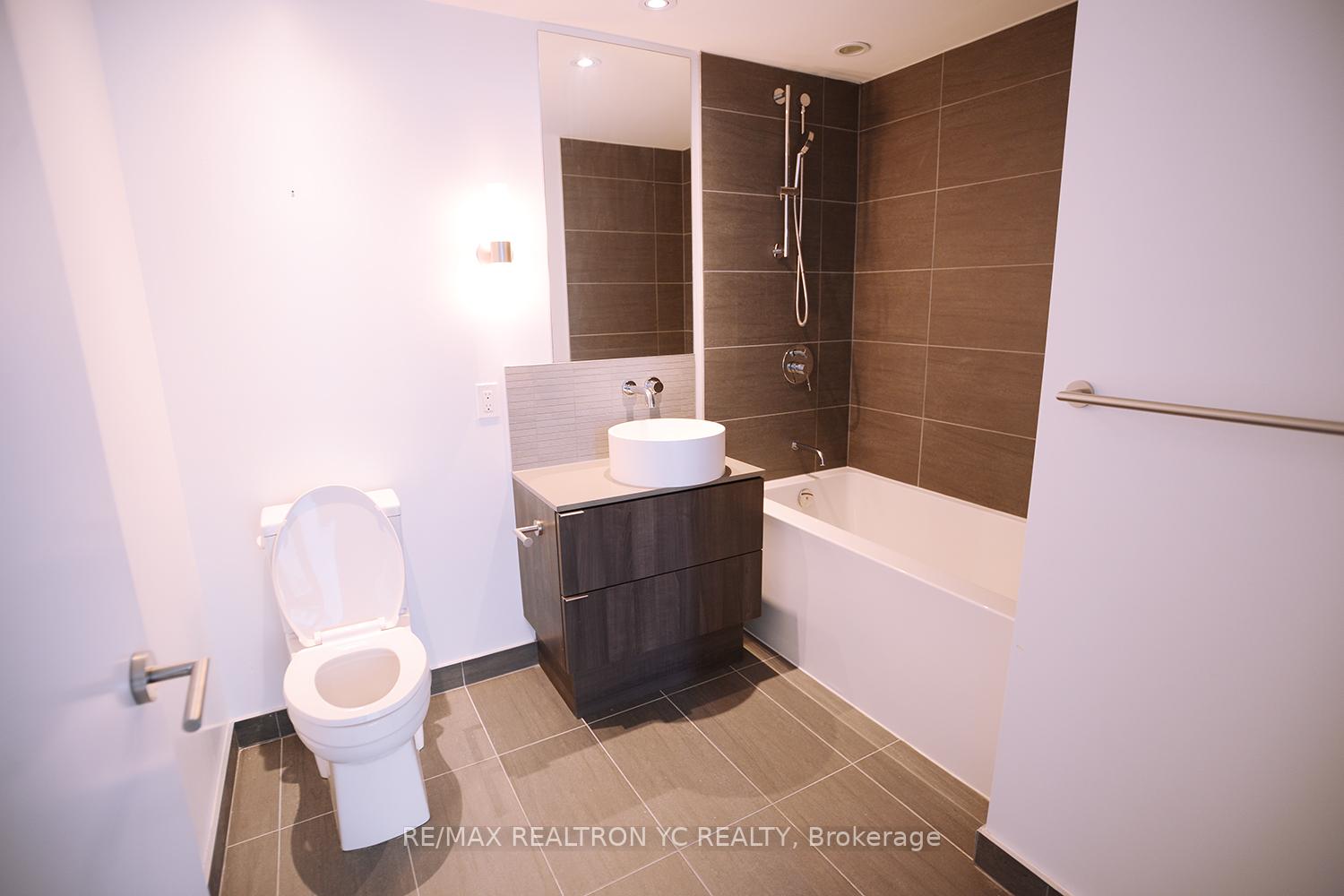 Photo 13 of Unit 2609, 161 Roehampton Avenue, Toronto, Mount Pleasant West — HOMEH