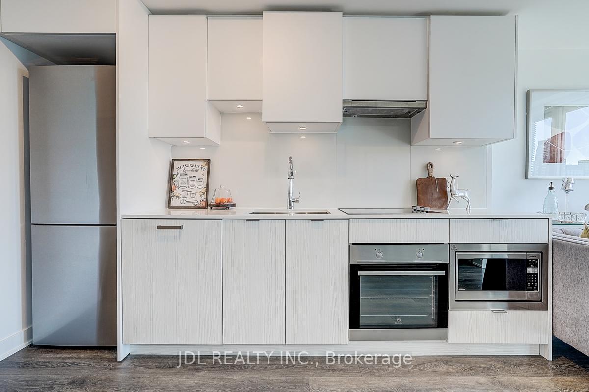 Photo 6 of Unit 3109, 195 Redpath Avenue, Toronto, Mount Pleasant West — HOMEH