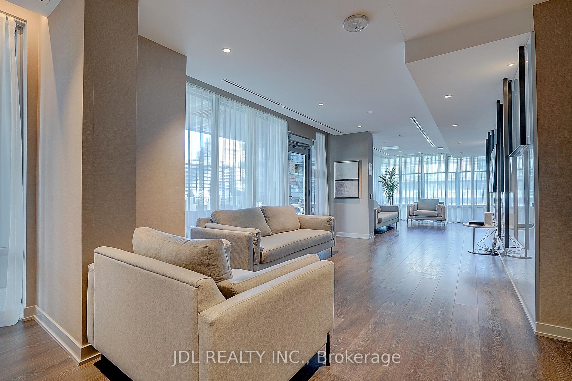 Photo 41 of Unit 3109, 195 Redpath Avenue, Toronto, Mount Pleasant West — HOMEH