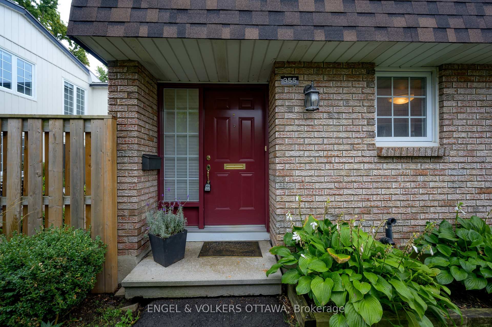 Photo 1 of 355 Kintyre Private, Ottawa, Carleton Square — HOMEH